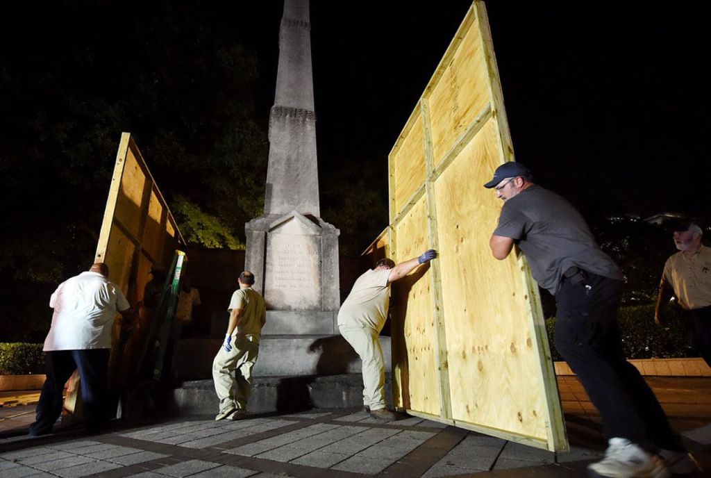 Can a City Challenge the Constitutionality of State&nbsp;Monuments?